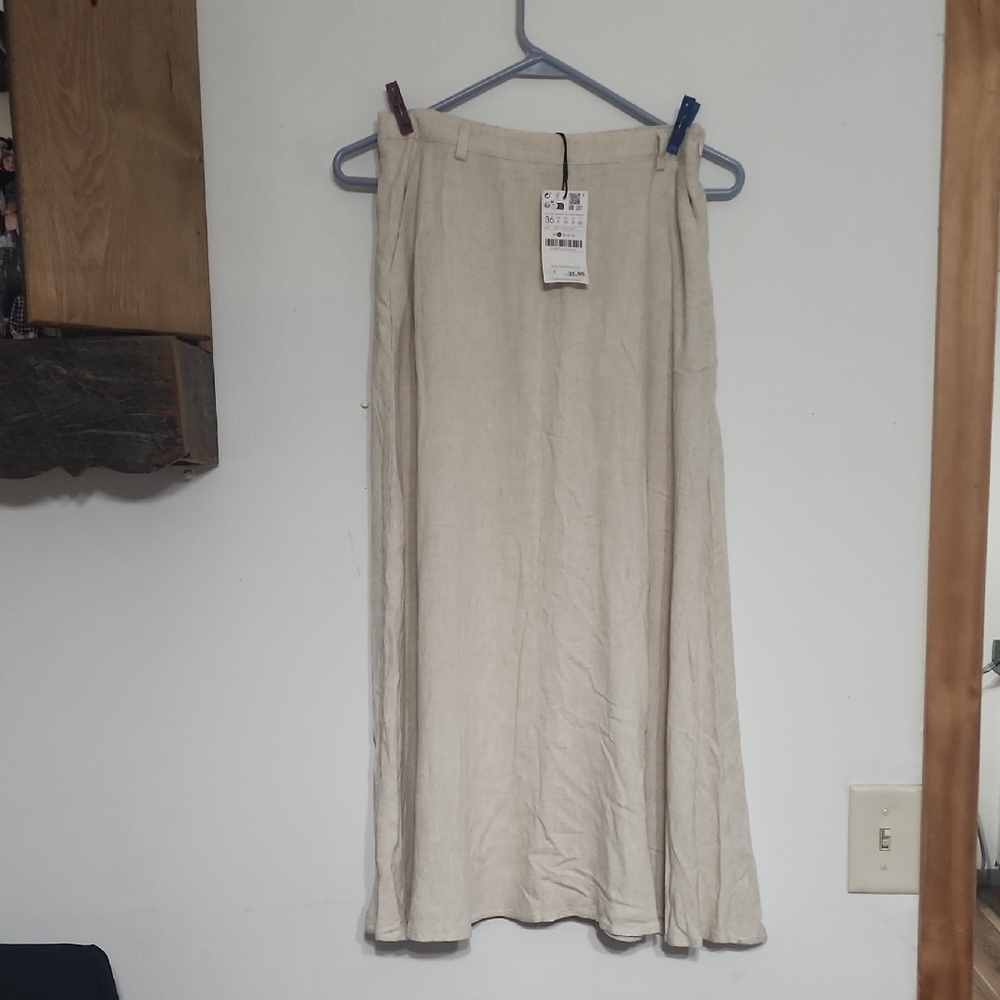 Stradivarius Tan Midi A-Line Skirt for Resort Wear